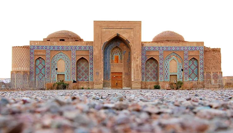کاور سفر سه روزه به خراسان رضوی