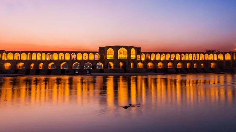 کاور سفر دو روزه به اصفهان